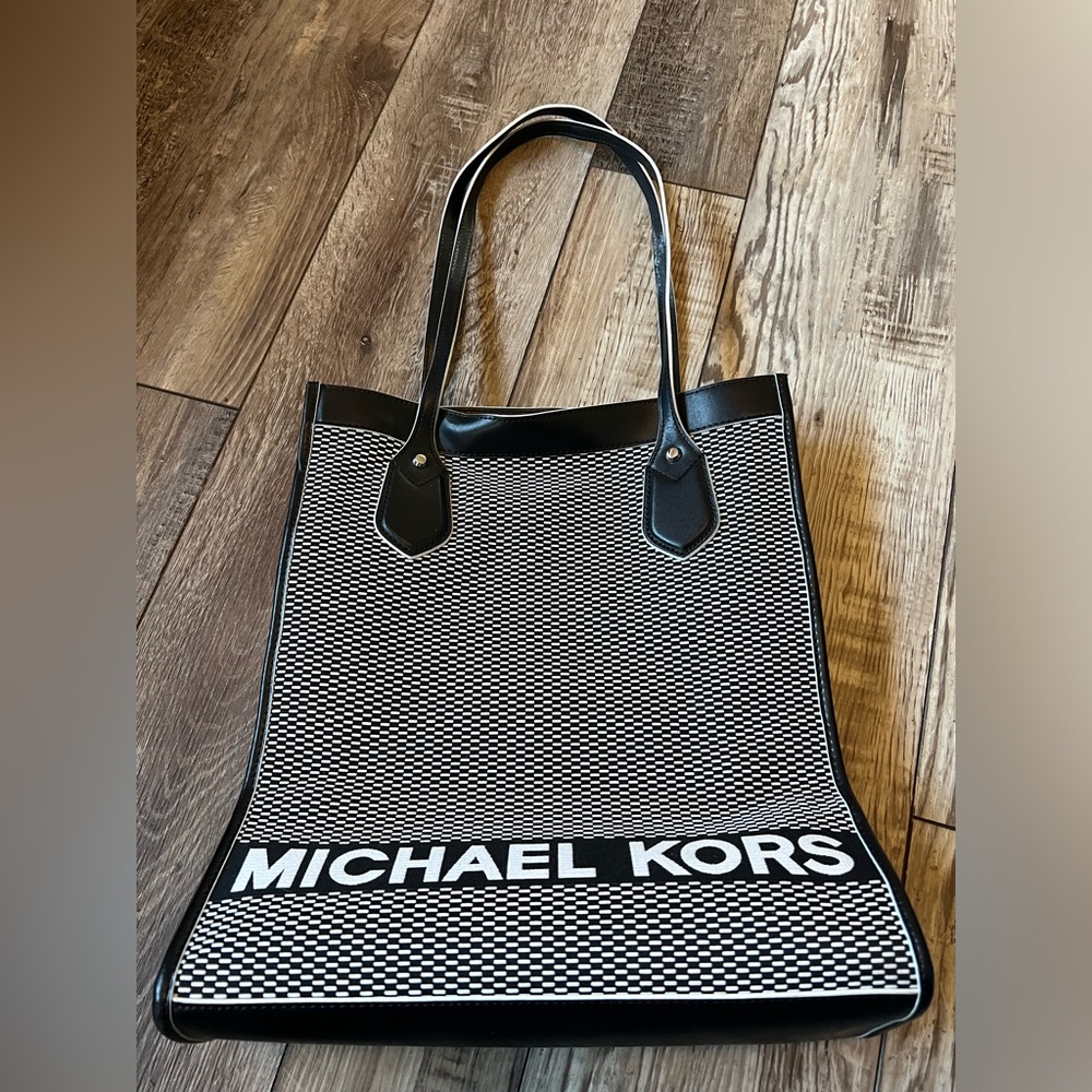 Michael Kors Bay Large Woven Canvas Tote Bag